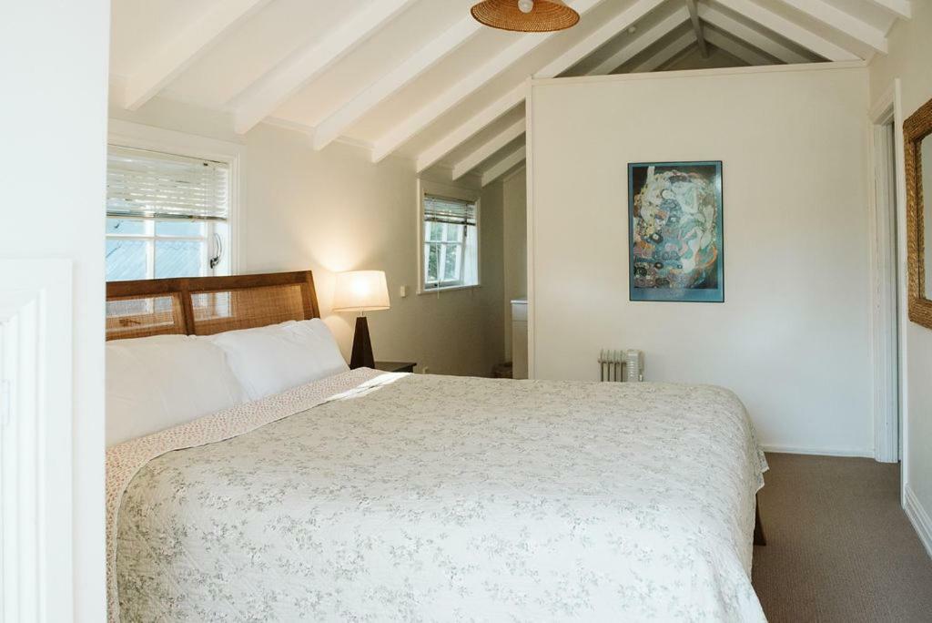 Bow Street Apartments & Cottage Raglan Eksteriør billede